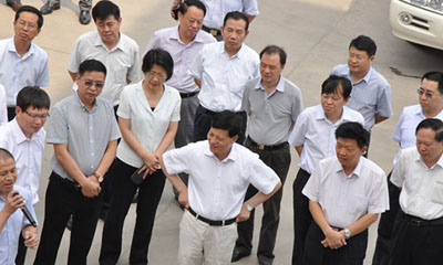 书记杨树平,市长赵海燕,渑池县委书记张松林,县委副书记,县长付晓亚